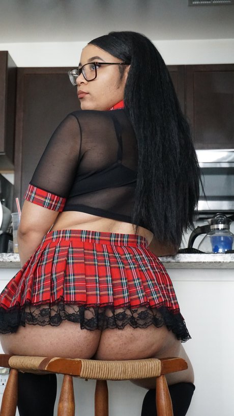 巨乳ストリップオンリーファンズ 可愛い 写真