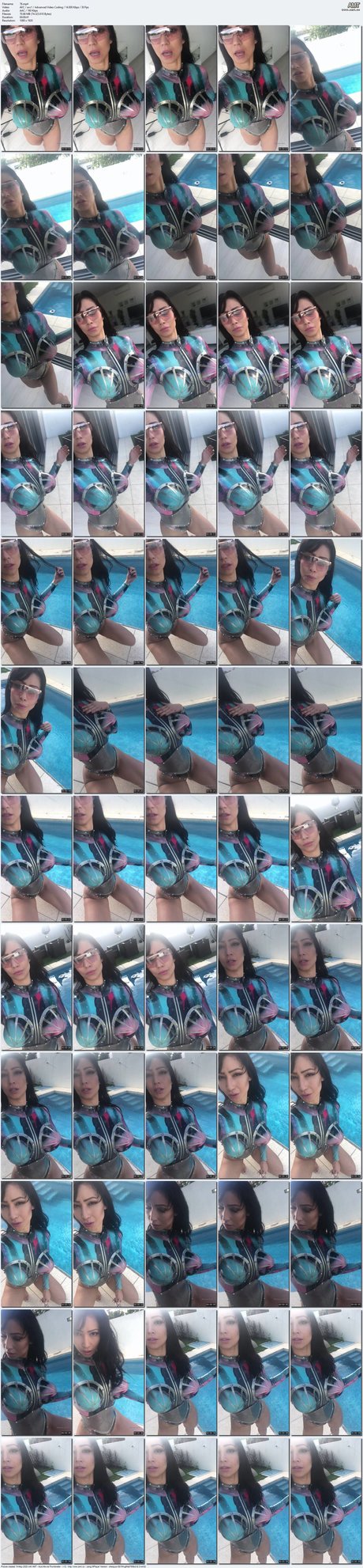 小さいチンポのシーメールオンリーファンズ ホット裸 写真