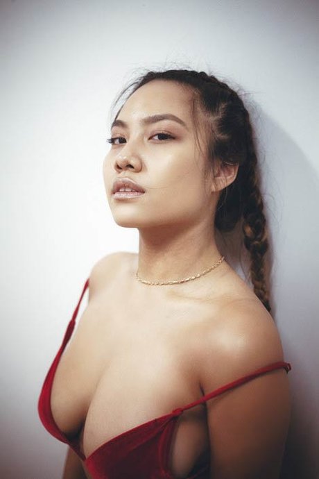 Victoria Kuang_ 最高の女優 画像