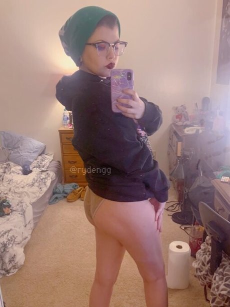 Ryden Armani_ 最高のモデル 写真