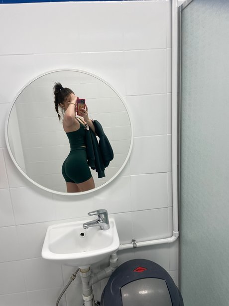 肉厚熟女オンリーファンズ えろ 画像