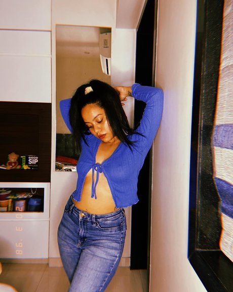 Estcy ヌードスター 画像