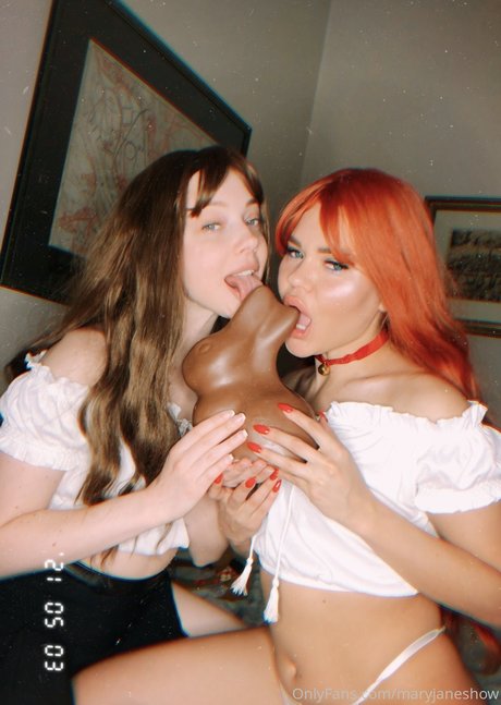 巨乳オナニーオンリーファンズ 美しいポルノ アーカイブ