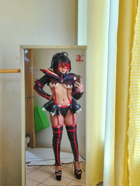 Nyaaati ポルノスター 高品質 画像