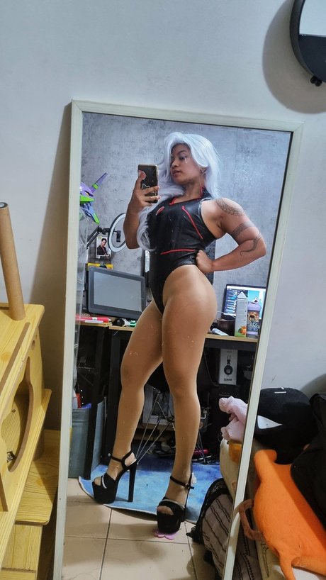 Nyaaati 独占スター 写真