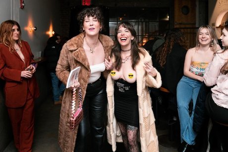 Rax King 独占スター ギャラリー