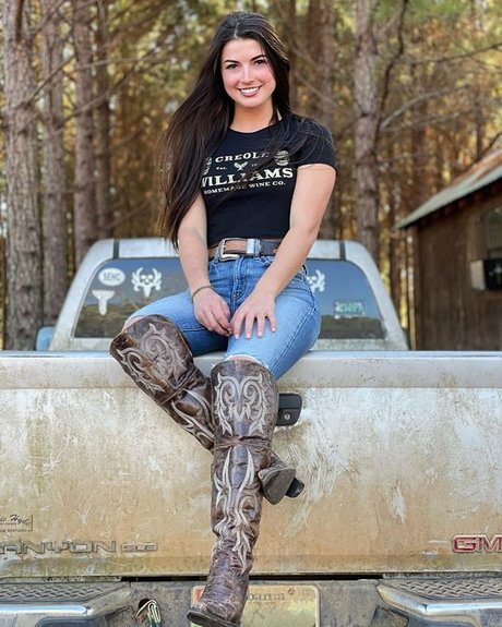 Hannah Barron モデル アーカイブ