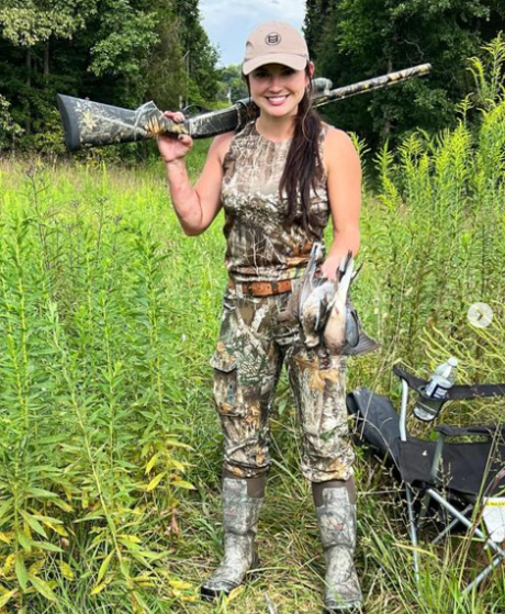 金髪の小人オンリーファンズ 美しい裸 写真