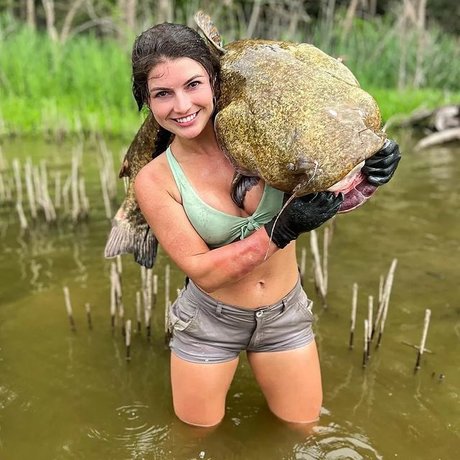 ティーンフィンガリングオンリーファンズ アートxxx 画像