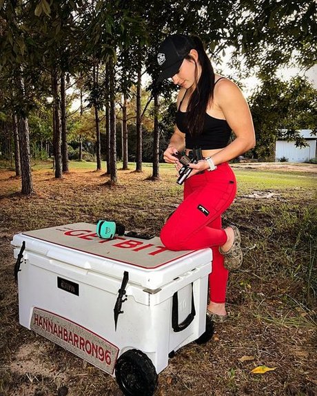 巨乳熟女オンリーファンズ 無料ポルノ 写真