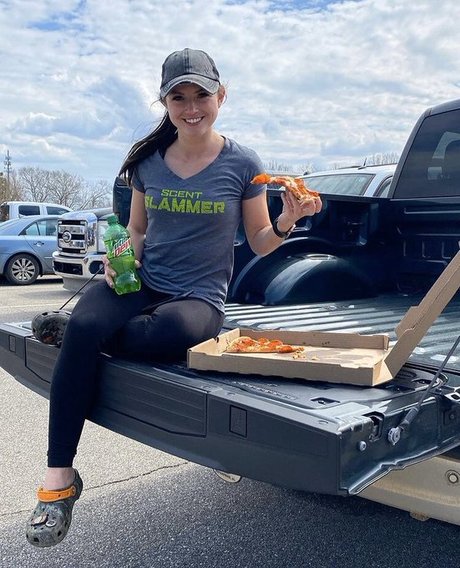 Hannah Barron ヌードモデル 写真