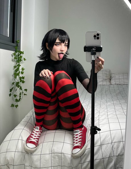 足 マンコ オンリーファンズ えろた 写真