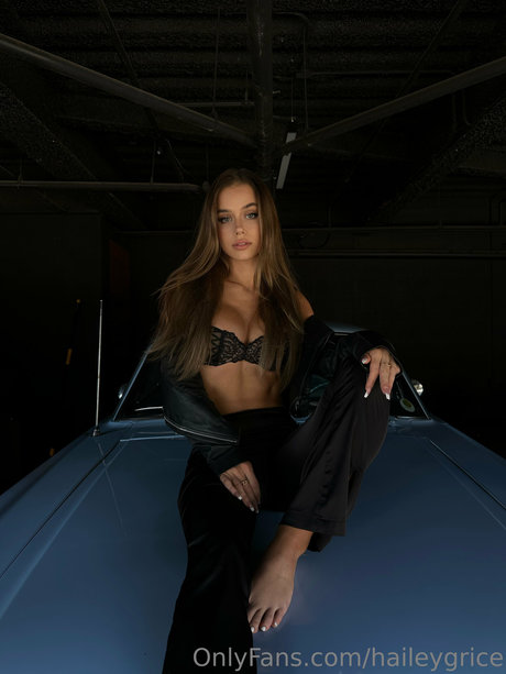 Hailey Grice アダルト女優 写真