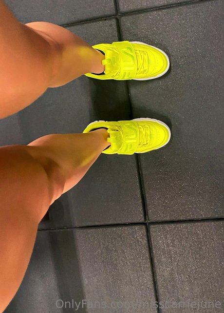 Carriejune Anne Bowlby ポルノスター セクシー 写真