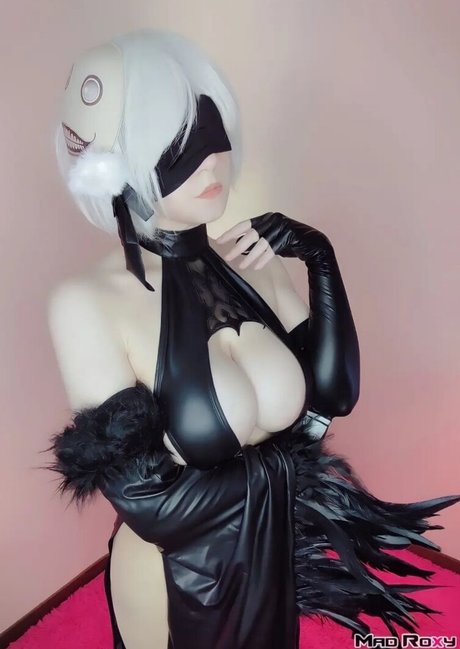 Mad Roxy エロティックなポルノスター 写真