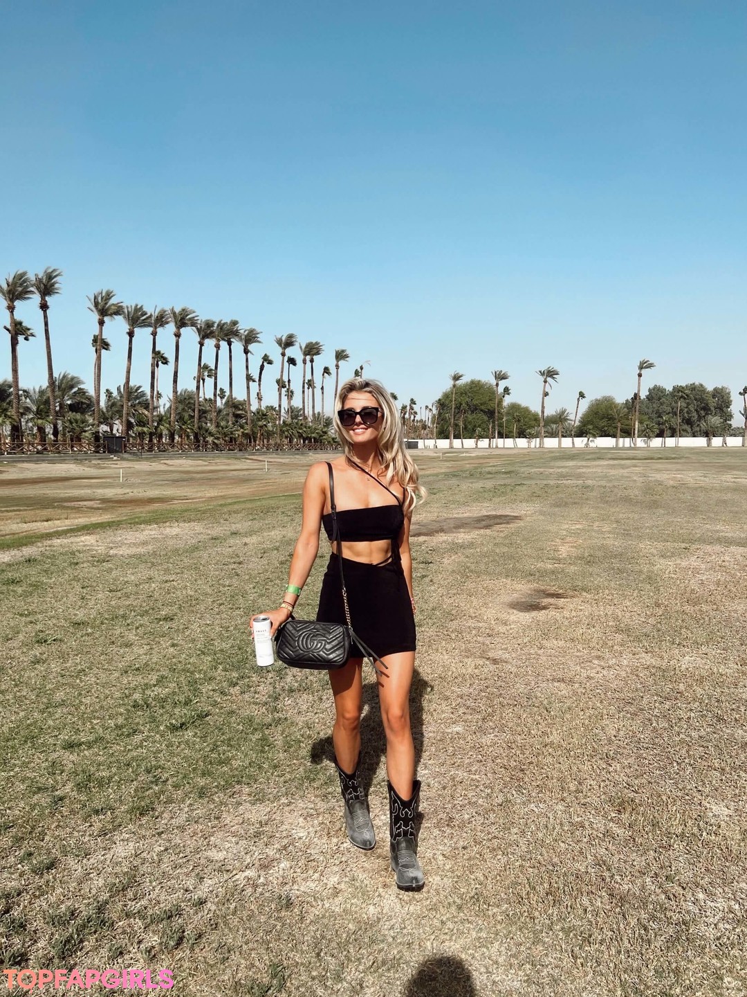 Lindsay Brewer ポルノスター xxx 画像