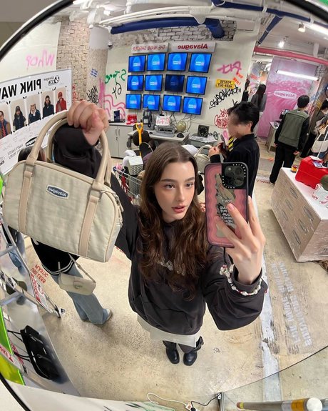 Dasha Taran_ ホット女優 写真