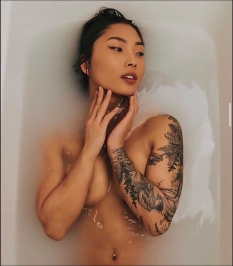 Leigh Laurel_ ポルノスター 美しい アーカイブ