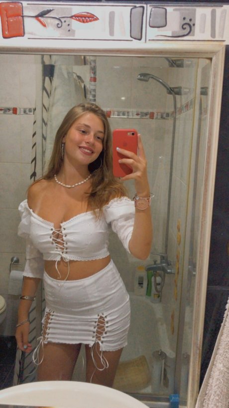 Mariela Vicenzi_ アートポルノスター 写真