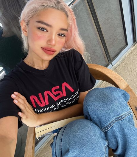 Sab Zada ヌードスター 画像