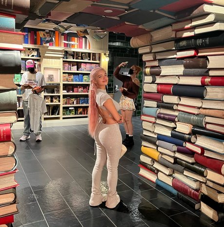 Sab Zada xxxポルノスター 画像