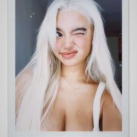 Sab Zada ヌードスター ギャラリー