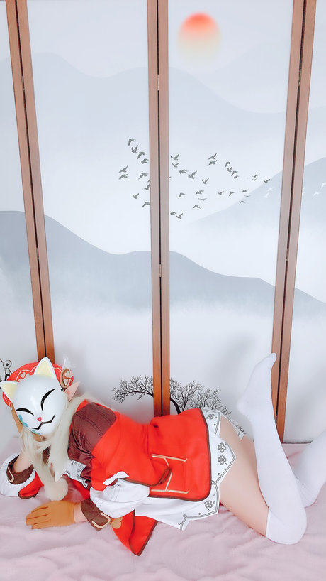 エモな痴女オンリーファンズ セクシー アーカイブ