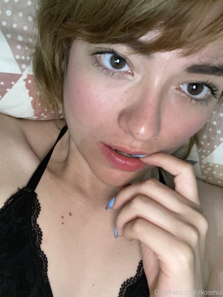 Dronae Naedro HDポルノスター 写真