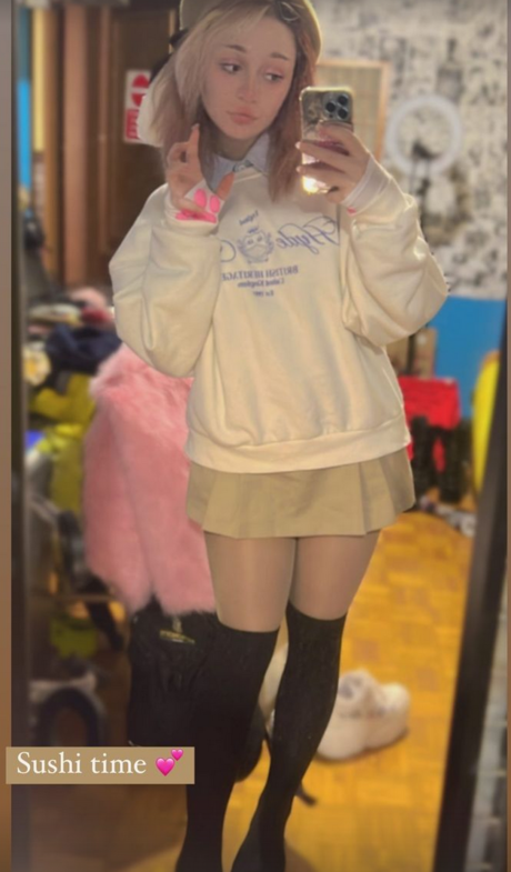 Mochichuu セックス女優 写真