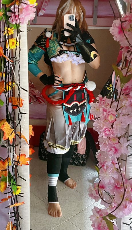 Mochichuu エロティックなポルノスター 写真