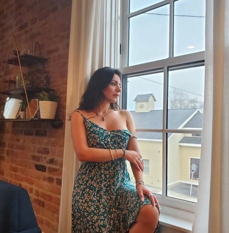 Alina Angel_ トップスター 写真