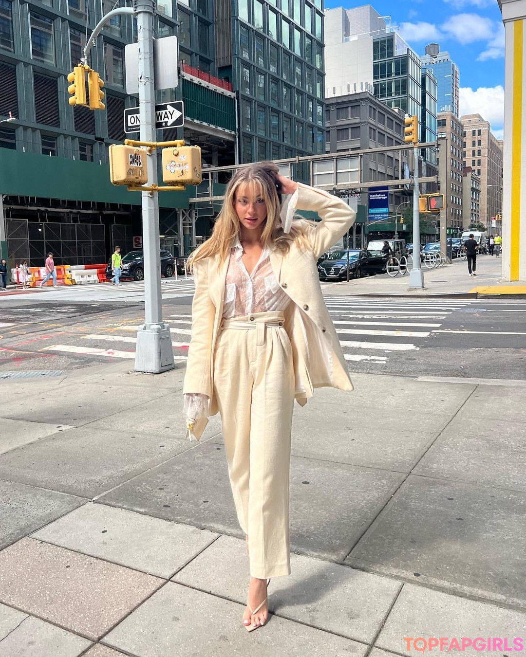 ブルネットのPOV オンリーファンズ パーフェクト 写真