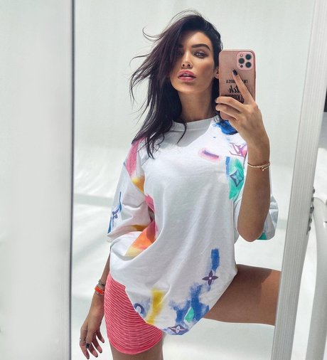 Melinda London エロティックモデル ギャラリー