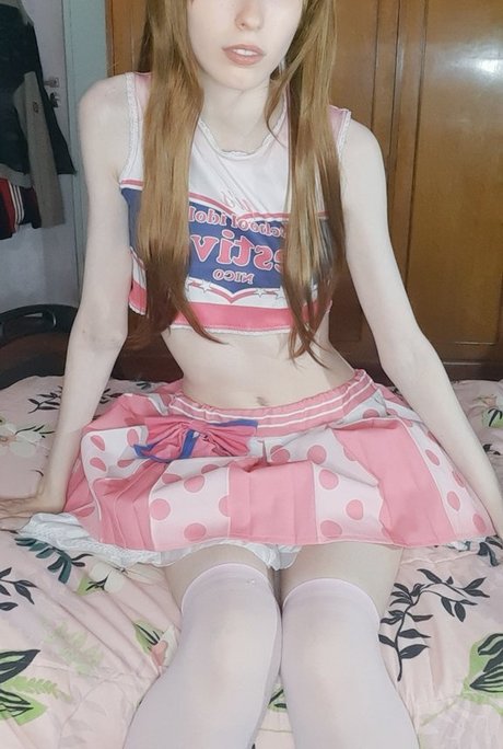 Kiki Glitter Cosplay 無料モデル 画像