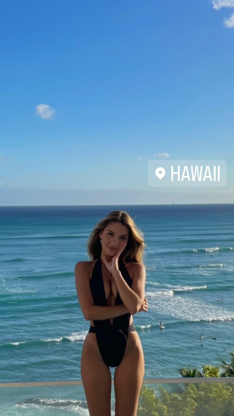 ぽっちゃりファックオンリーファンズ エロチック ギャラリー