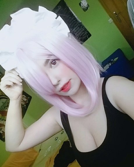 金髪の小人オンリーファンズ 無料xxx 写真