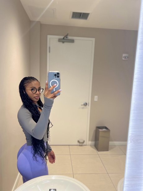 ニューハーフオンリーファン HD 写真