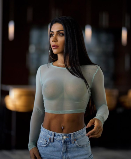 切断者オンリーファンズ ポルノ 写真