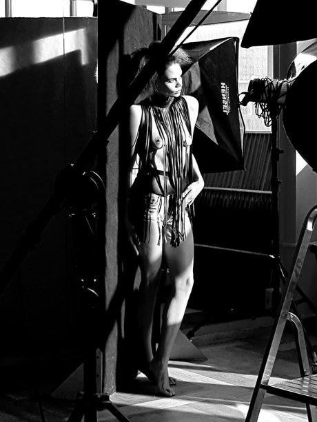 Ksenia Koks_ モデル 写真