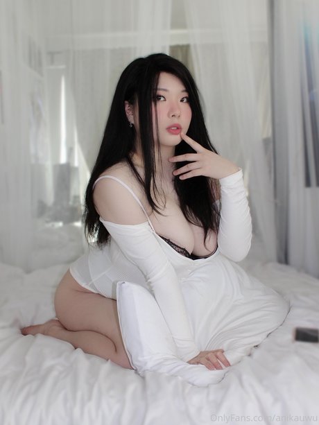 ビーチセックスオンリーファンズ アートヌード アーカイブ