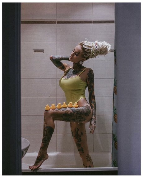 Bantikboy_ エロティックモデル 写真