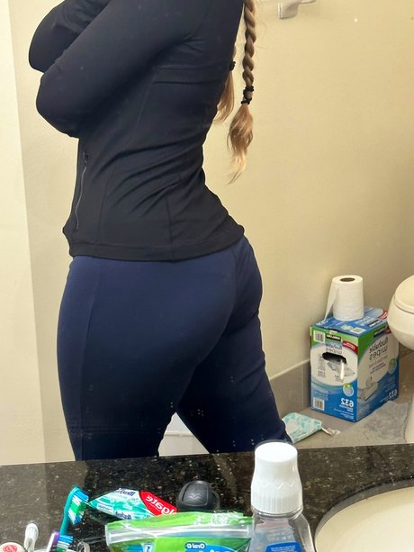 バニープリンセスオンリーファンズ ホット 写真