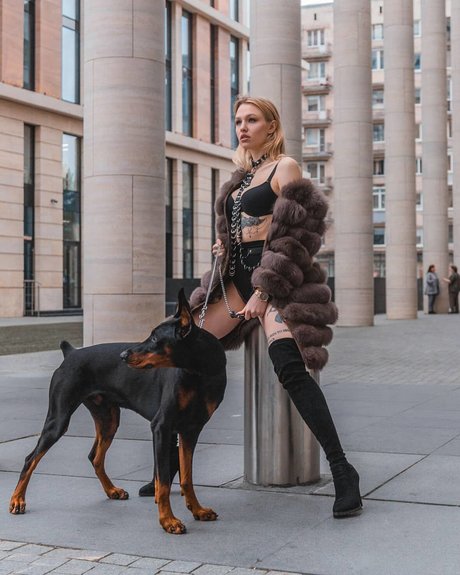 Dasha Chekanova モデル 写真