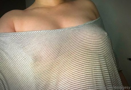 POV 熟女 オンリーファンズ 無料裸 画像