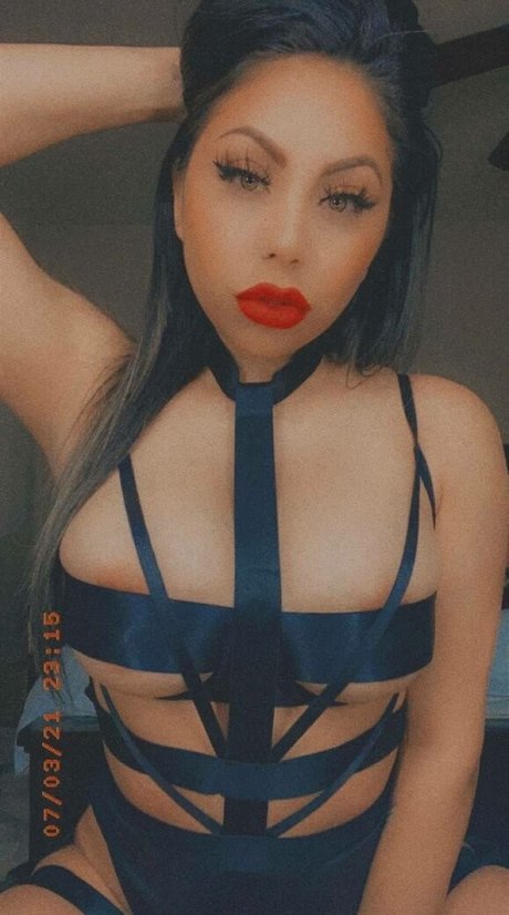 Yanxe ann セクシーなポルノスター 写真