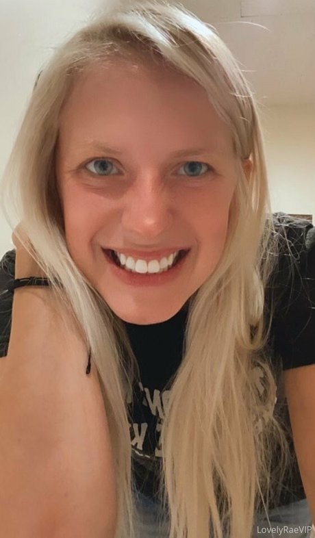 ストリップショー オンリーファンズ ホットポルノ ギャラリー