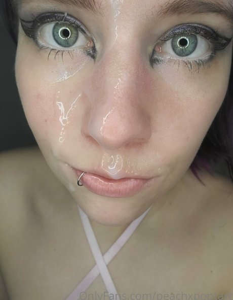 アジアン・エボニー・オンリーファンズ HD 画像