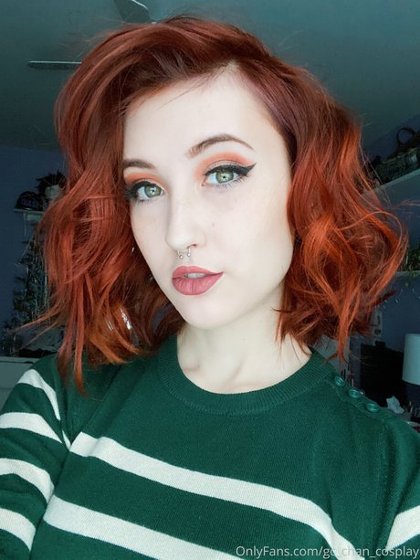 ぽっちゃり熟女オンリーファンズ アートxxx 写真