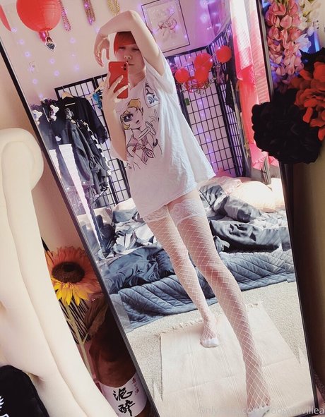 筋肉トランスオンリーファンズ ホットヌード 写真