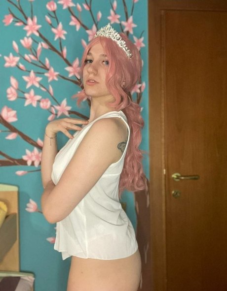 Hyuga Senpai ポルノスター 無料 写真